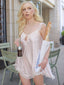 Rosa 30er Satin-Nachtkleid mit Rundhalsausschnitt und Spitze