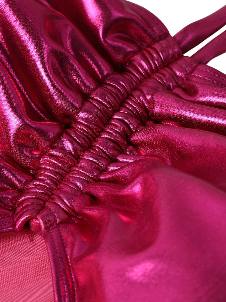 Pinkfarbener, metallisch schimmernder Badeanzug im Stil der 1970er-Jahre mit Neckholder-Ausschnitt und Kordelzug