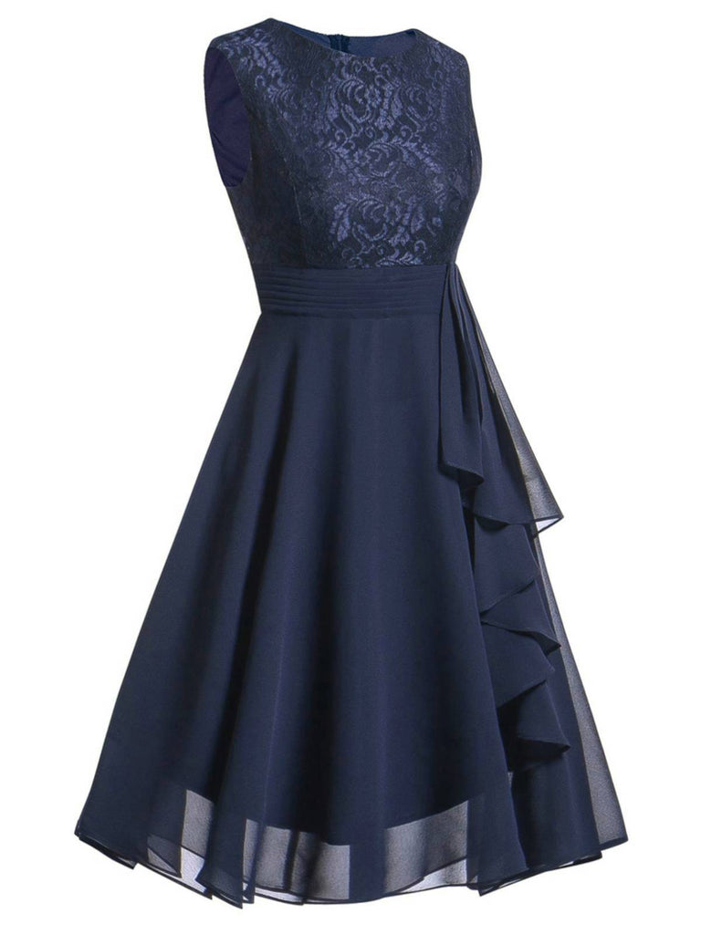 ÄRMELLOSES SWING-KLEID AUS EINER EINFACHER SPITZE
