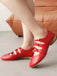 DREIREIHIGE FLACHE VINTAGE-SCHUHE