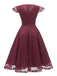 1950s Solides Kleid mit plissiertem V-Ausschnitt aus Spitze